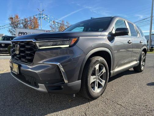 2023 Honda Pilot AWD EX-L 7 Passenger
