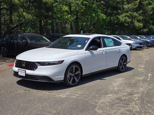 2025 Honda Accord Hybrid Base