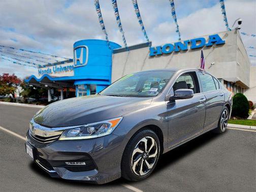 Modern Steel Metallic 2017 Honda Accord EX-L