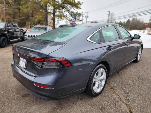 2025 Honda Accord LX 1.5T