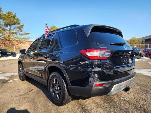 2025 Honda Pilot TrailSport