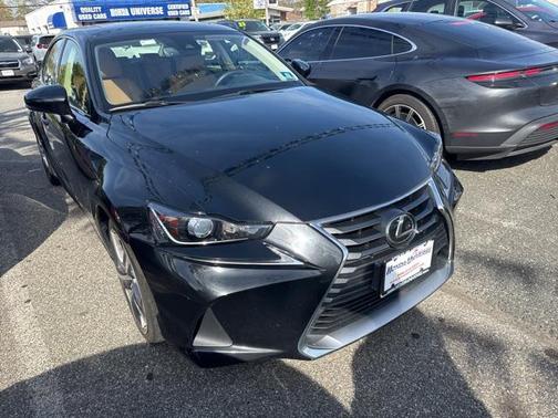 2018 Lexus IS 300 Base