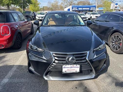2018 Lexus IS 300 Base