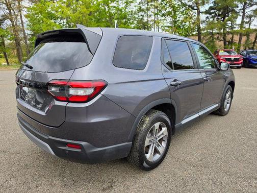 Modern Steel Metallic 2023 Honda Pilot AWD EX-L 7 Passenger