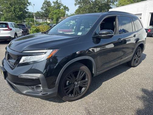 2022 Honda Pilot AWD Black Edition