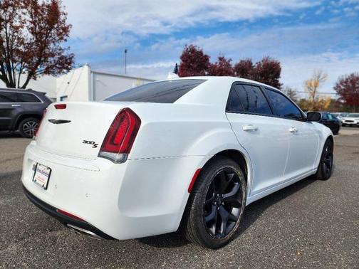 2021 Chrysler 300 S