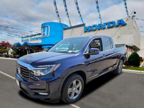 Obsidian Blue Pearl 2023 Honda Ridgeline RTL