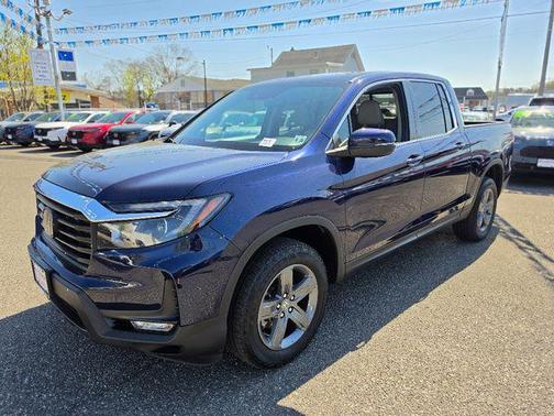 Obsidian Blue Pearl 2023 Honda Ridgeline RTL
