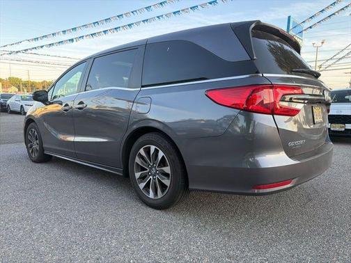 Modern Steel Metallic 2024 Honda Odyssey EX-L