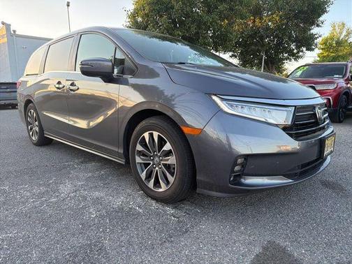 Modern Steel Metallic 2024 Honda Odyssey EX-L