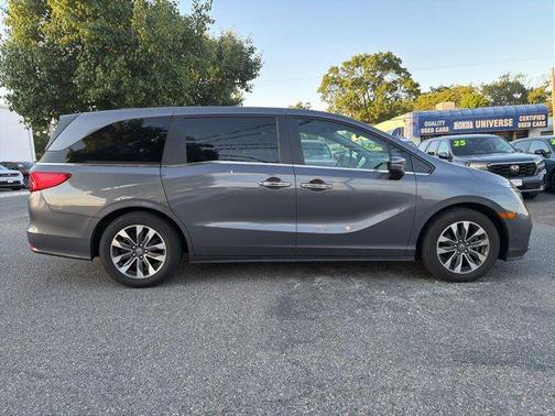 Modern Steel Metallic 2024 Honda Odyssey EX-L