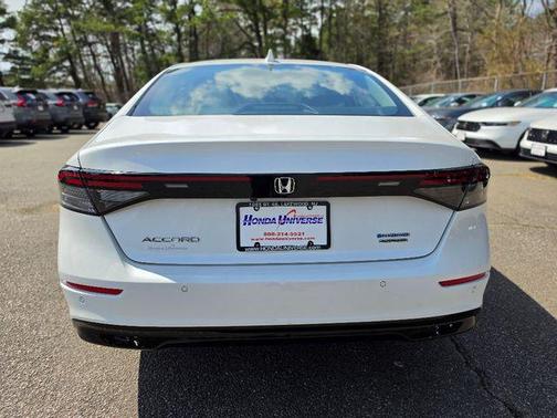 Platinum White Pearl 2026 Honda Accord Hybrid Touring