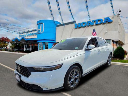 Platinum White Pearl 2024 Honda Accord EX