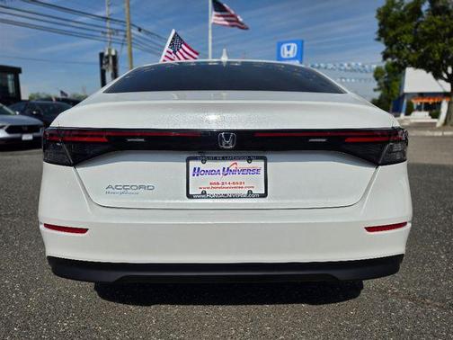 Platinum White Pearl 2024 Honda Accord EX
