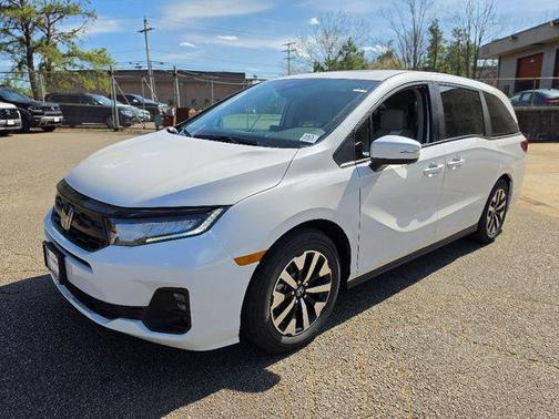 Platinum White Pearl 2026 Honda Odyssey EX-L