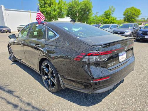 Crystal Black Pearl 2024 Honda Accord Hybrid Sport