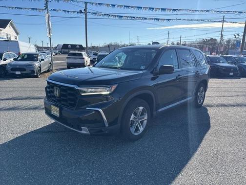 2023 Honda Pilot AWD EX-L 8 Passenger