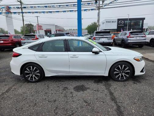 2022 Honda Civic EX-L