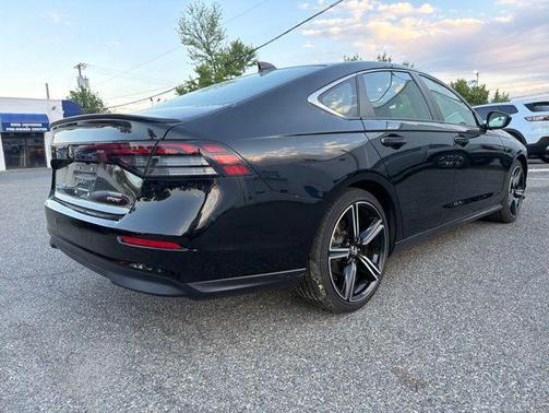 Crystal Black Pearl 2024 Honda Accord Hybrid Sport
