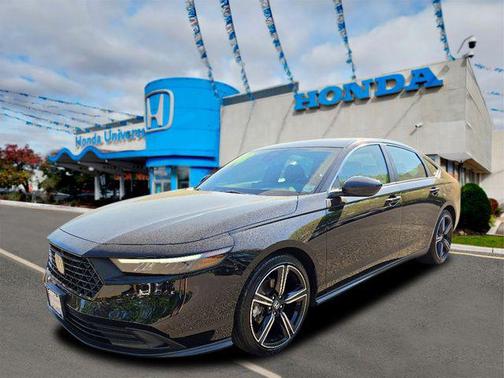 Crystal Black Pearl 2024 Honda Accord Hybrid Sport