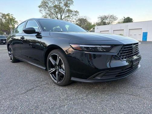 Crystal Black Pearl 2024 Honda Accord Hybrid Sport