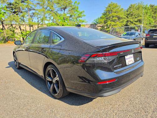 Crystal Black Pearl 2024 Honda Accord Hybrid Sport