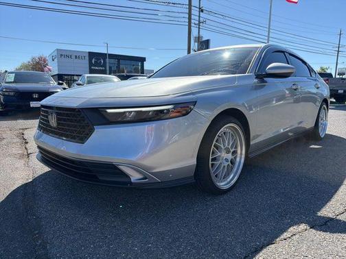 Solar Silver Metallic 2024 Honda Accord EX