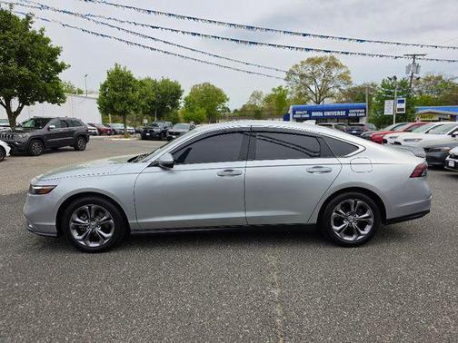 Solar Silver Metallic 2024 Honda Accord EX
