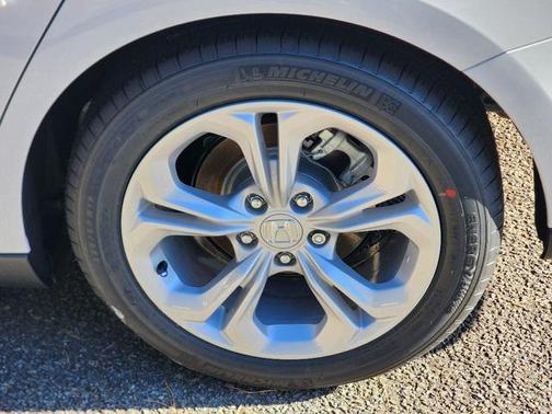 2025 Honda Accord LX 1.5T