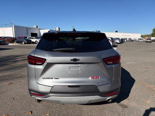 Sterling Gray Metallic 2023 Chevrolet Blazer 2LT