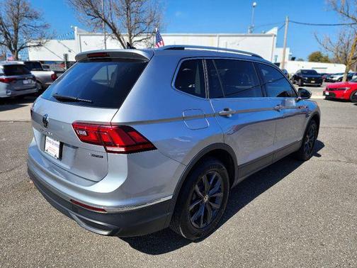 2024 Volkswagen Tiguan 2.0T SE 4MOTION