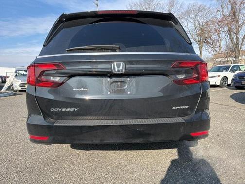 2024 Honda Odyssey Sport