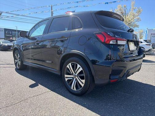 2020 Mitsubishi Outlander Sport SE