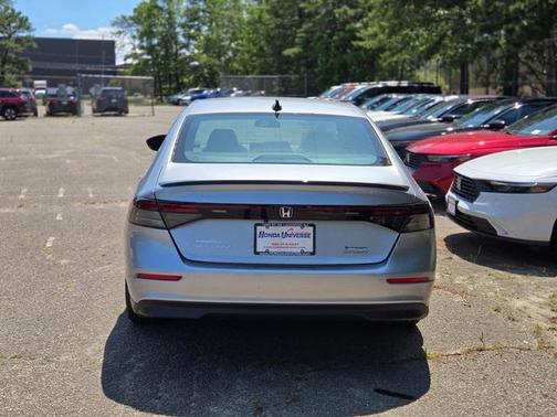 2025 Honda Accord Hybrid Base