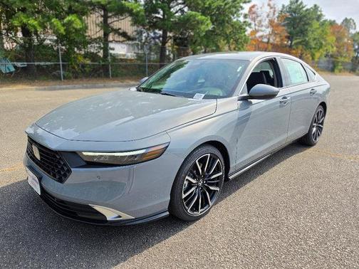 Urban Gray Pearl 2026 Honda Accord Hybrid Touring