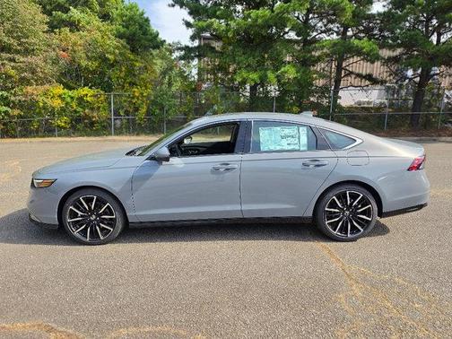 Urban Gray Pearl 2026 Honda Accord Hybrid Touring