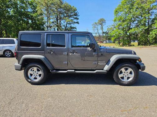 Granite Crystal Metallic Clearcoat 2016 Jeep Wrangler Unlimited Sport