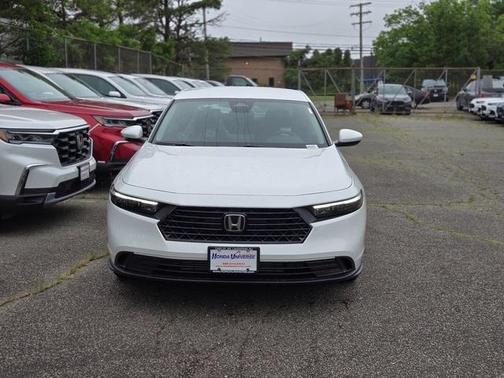 2025 Honda Accord LX 1.5T