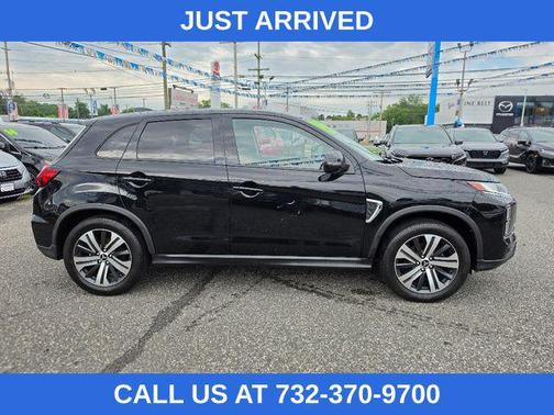 Labrador Black Metallic 2020 Mitsubishi Outlander Sport SE
