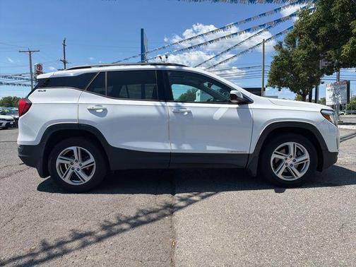 Summit White 2019 GMC Terrain SLE