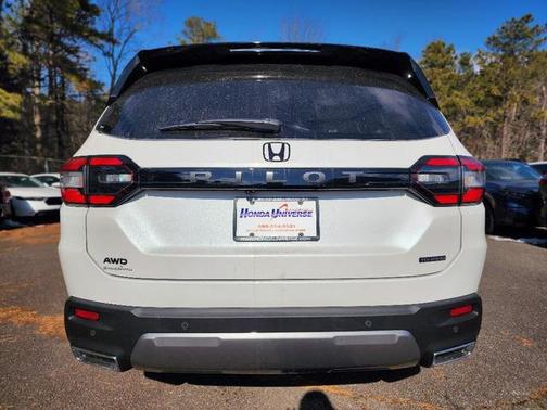 2026 Honda Pilot Touring 8-Passenger
