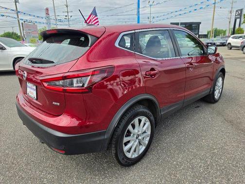 Scarlet Ember Tintcoat 2020 Nissan Rogue Sport S