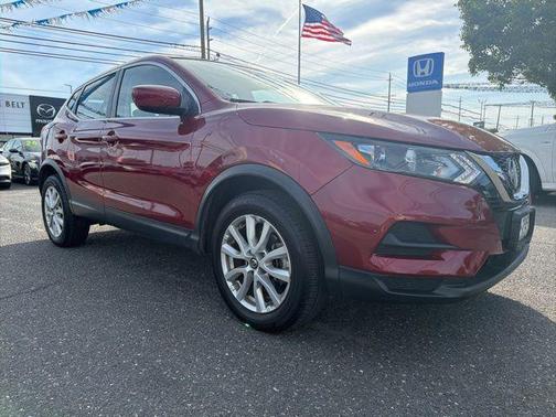 Scarlet Ember Tintcoat 2020 Nissan Rogue Sport S