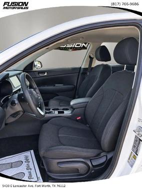 Snow White Pearl 2019 Kia Optima LX