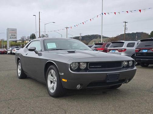 2011 Dodge Challenger Base