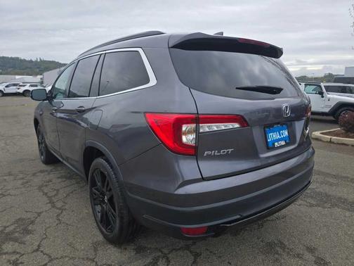 Modern Steel Metallic 2022 Honda Pilot Special Edition