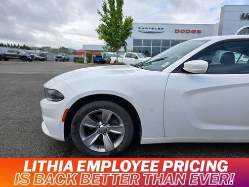 2015 Dodge Charger SE