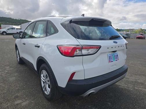 Oxford White 2022 Ford Escape S
