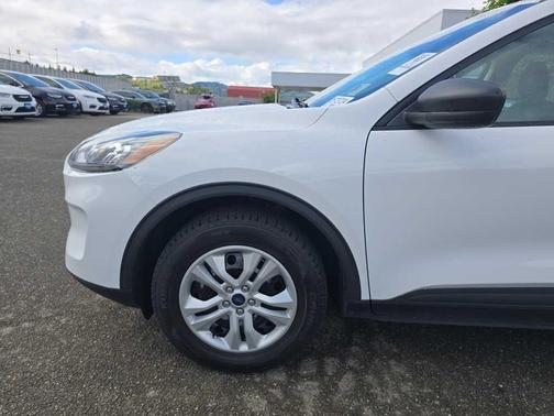 Oxford White 2022 Ford Escape S