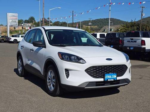 Oxford White 2022 Ford Escape S